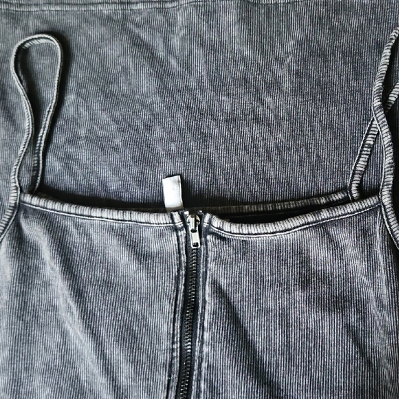 H&M Divided Charcoal Zip-Up Dress - Picture 6 of 7